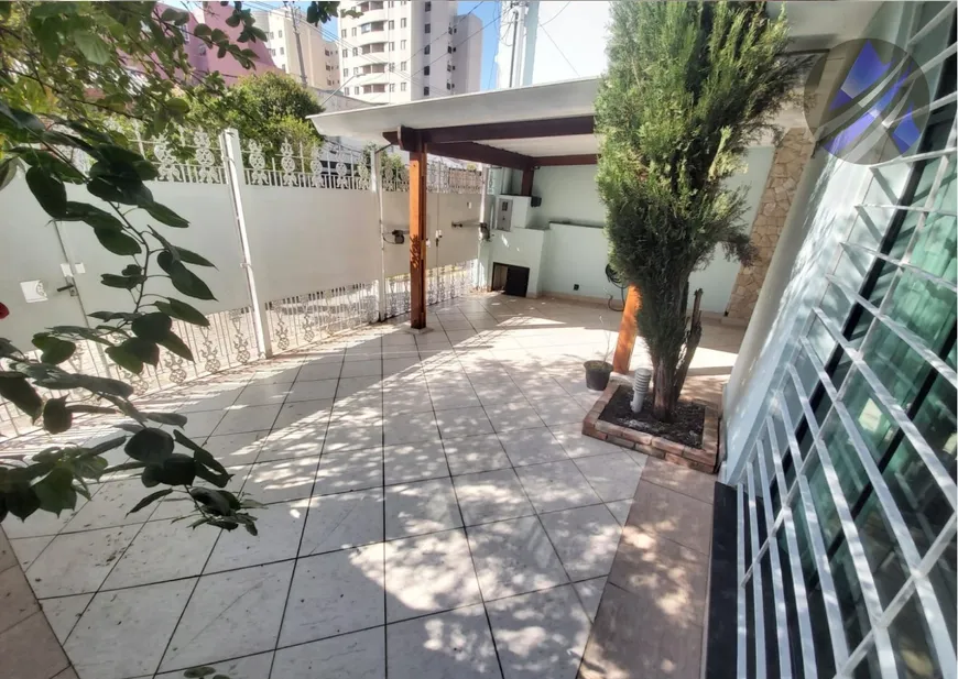 Foto 1 de Casa com 3 Quartos à venda, 216m² em Vila Monumento, São Paulo