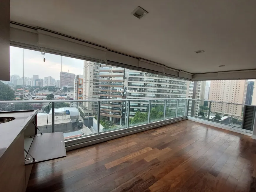 Foto 1 de Apartamento com 3 Quartos à venda, 130m² em Brooklin, São Paulo