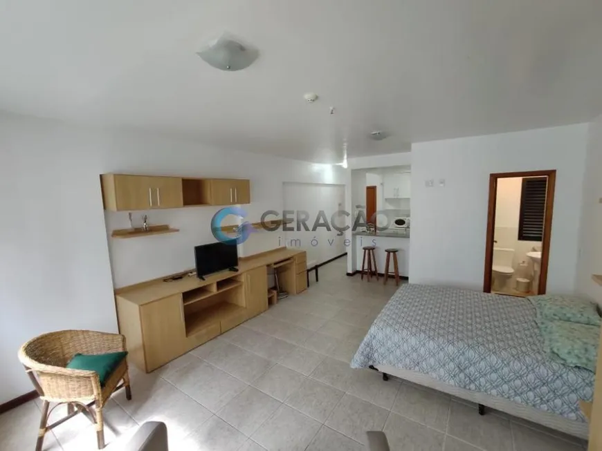 Foto 1 de Flat com 1 Quarto para alugar, 38m² em Jardim Aquarius, São José dos Campos