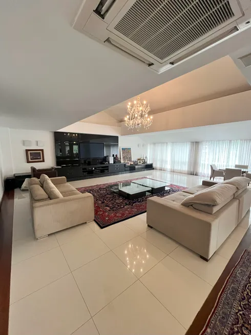 Foto 1 de Casa de Condomínio com 4 Quartos à venda, 980m² em São João, Curitiba