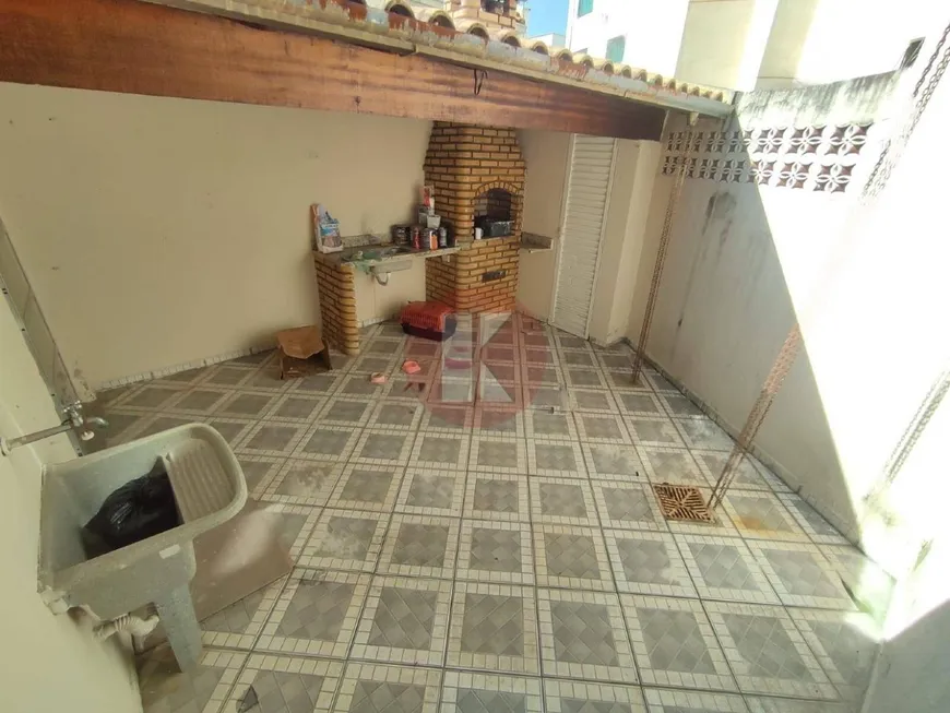 Foto 1 de Casa com 2 Quartos à venda, 70m² em Santa Amélia, Belo Horizonte