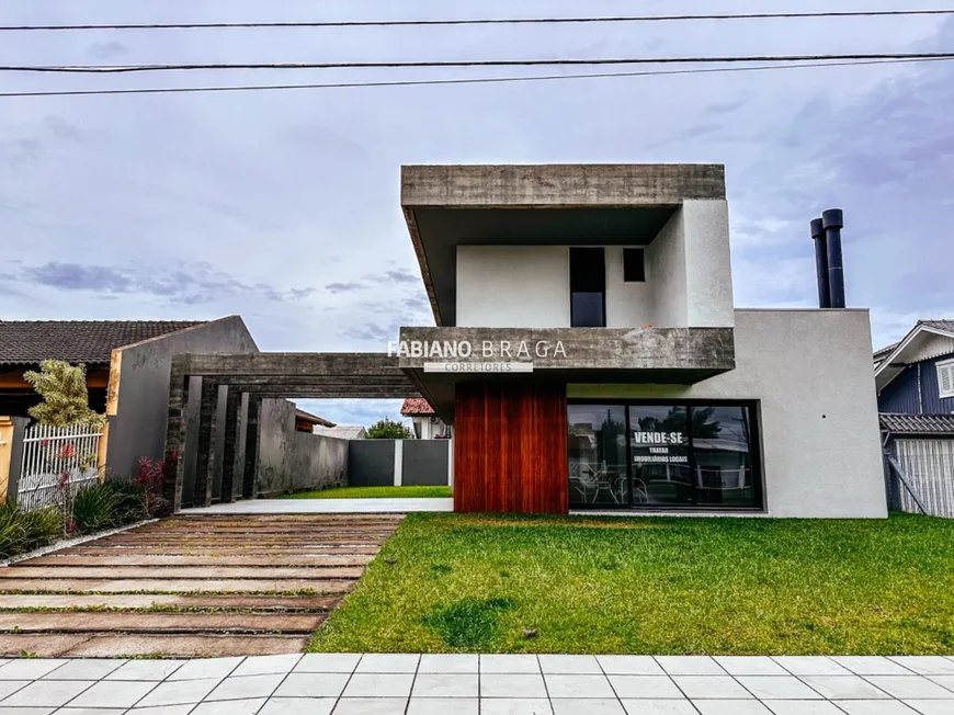 Foto 1 de Casa com 4 Quartos à venda, 260m² em Atlantida, Xangri-lá
