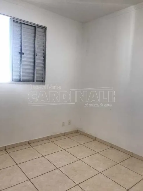 Foto 1 de Apartamento com 2 Quartos à venda, 44m² em Residencial Parati, São Carlos