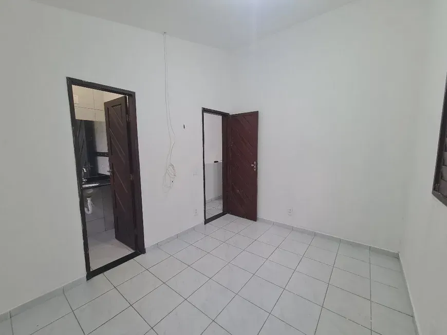 Foto 1 de Casa com 2 Quartos à venda, 70m² em Pernambués, Salvador