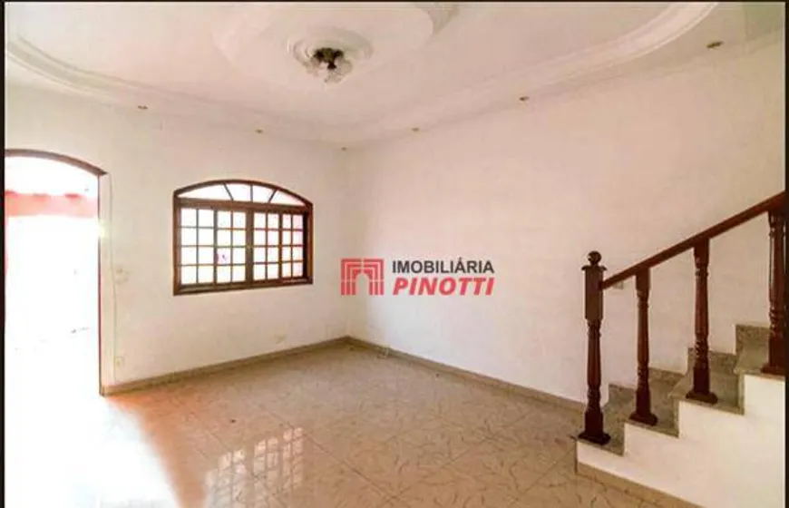 Foto 1 de Sobrado com 3 Quartos para venda ou aluguel, 150m² em Chácara Inglesa, São Bernardo do Campo