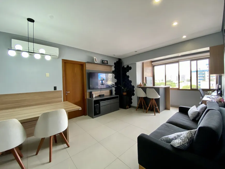 Foto 1 de Apartamento com 3 Quartos à venda, 82m² em Passo da Areia, Porto Alegre