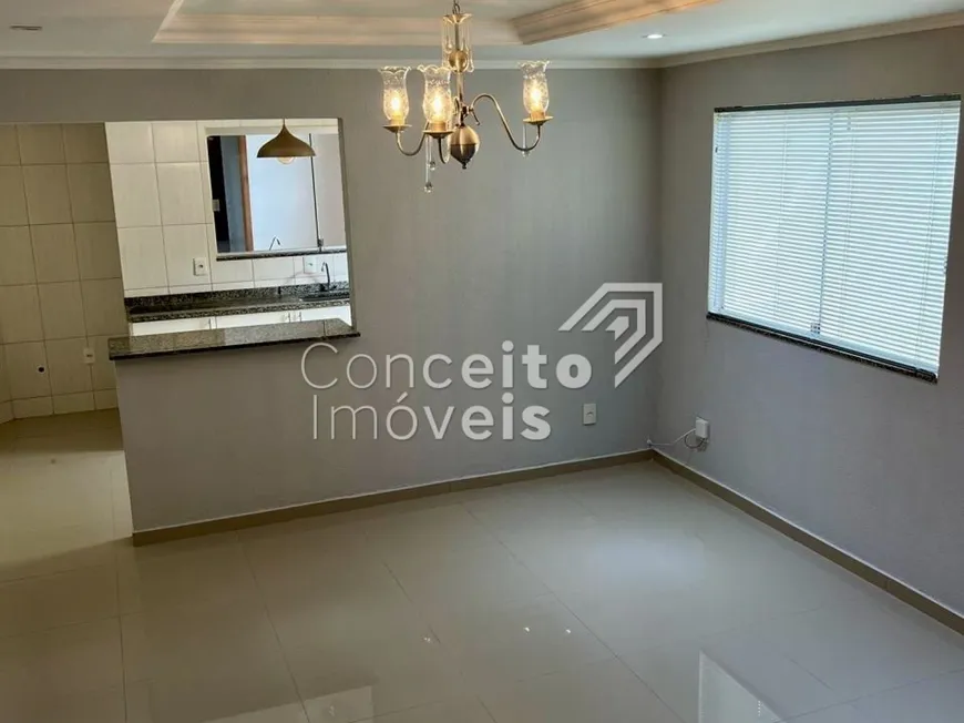 Foto 1 de Sobrado com 4 Quartos à venda, 160m² em Neves, Ponta Grossa