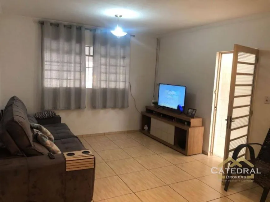 Foto 1 de Casa com 2 Quartos à venda, 156m² em Jardim do Lago, Jundiaí