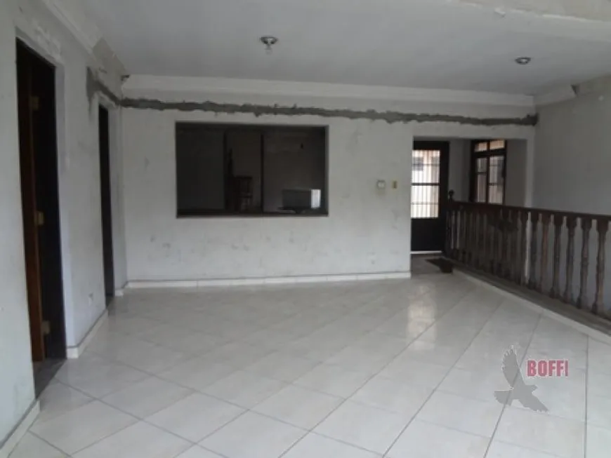 Foto 1 de Sobrado com 3 Quartos à venda, 360m² em Padroeira, Osasco