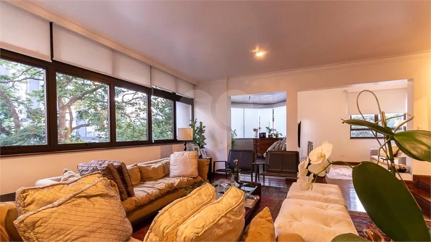 Foto 1 de Apartamento com 3 Quartos à venda, 253m² em Campo Belo, São Paulo