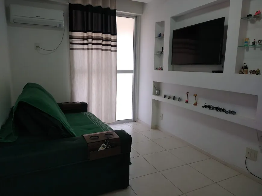 Foto 1 de Apartamento com 2 Quartos à venda, 58m² em Parque Riviera, Cabo Frio