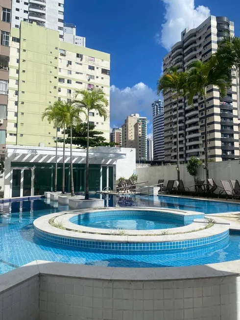 Foto 1 de Apartamento com 3 Quartos à venda, 195m² em Umarizal, Belém