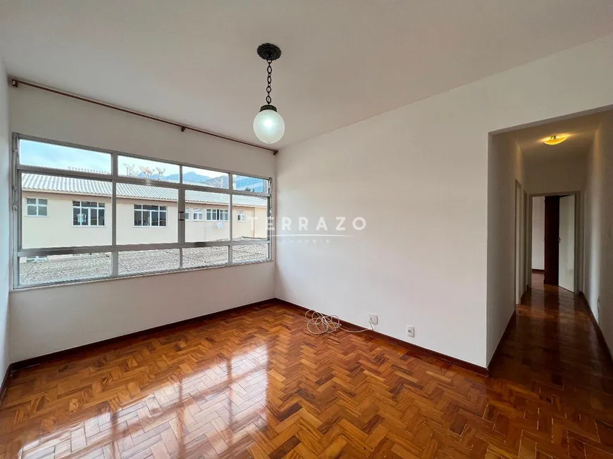 Foto 1 de Apartamento com 2 Quartos à venda, 60m² em Agriões, Teresópolis