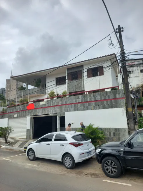 Foto 1 de Casa com 5 Quartos à venda, 620m² em Caminho Das Árvores, Salvador