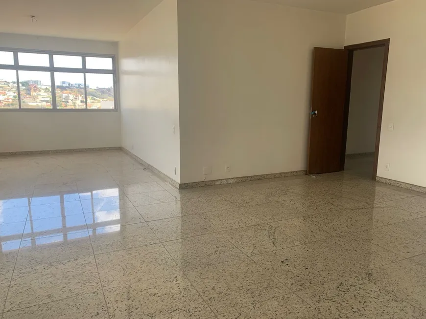 Foto 1 de Apartamento com 4 Quartos à venda, 180m² em Santa Lúcia, Belo Horizonte