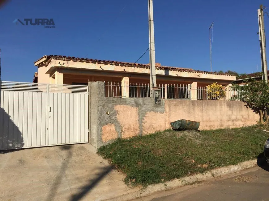 Foto 1 de Casa com 2 Quartos à venda, 67m² em Jardim dos Pinheiros, Atibaia