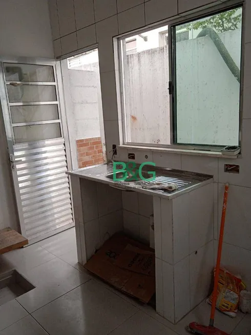 Foto 1 de Sobrado com 1 Quarto para alugar, 30m² em Conjunto Residencial Jardim Canaã, São Paulo