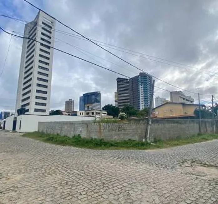 Foto 1 de Lote/Terreno à venda, 640m² em Ponta Negra, Natal