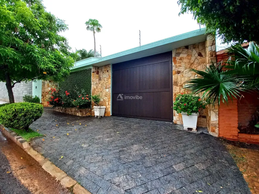 Foto 1 de Casa com 3 Quartos à venda, 196m² em Chácara Machadinho II, Americana