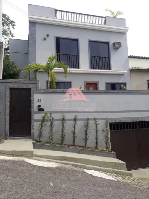 Foto 1 de Casa com 2 Quartos à venda, 92m² em Campo Grande, Rio de Janeiro