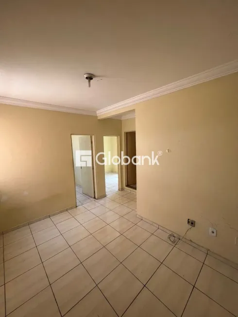 Foto 1 de Apartamento com 2 Quartos para alugar, 48m² em Centro, Montes Claros