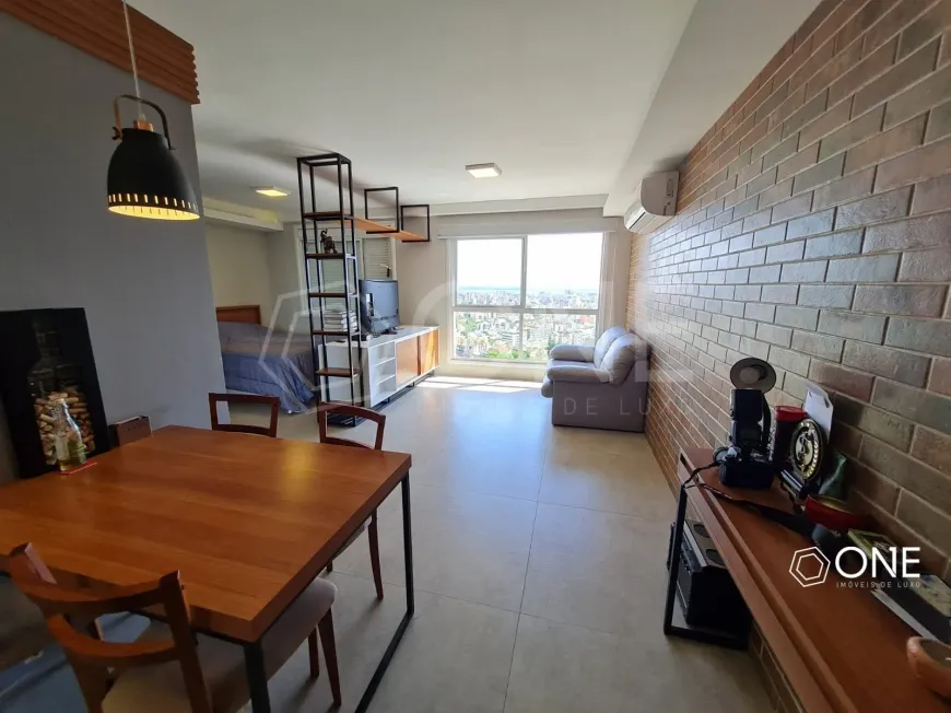 Foto 1 de Apartamento com 1 Quarto à venda, 45m² em Petrópolis, Porto Alegre