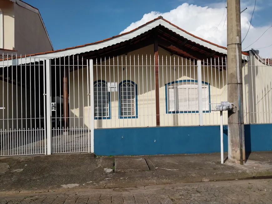 Foto 1 de Casa com 3 Quartos à venda, 290m² em Centro, Piracaia