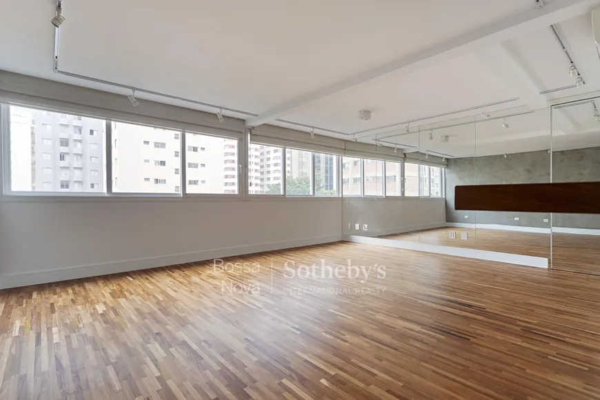 Foto 1 de Apartamento com 2 Quartos à venda, 107m² em Itaim Bibi, São Paulo