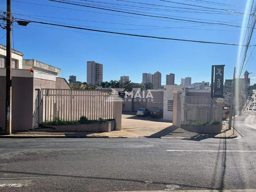 Foto 1 de Sala Comercial para alugar, 12m² em Centro, Uberaba