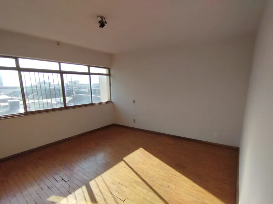 Foto 1 de Apartamento com 3 Quartos à venda, 196m² em Centro, Anápolis