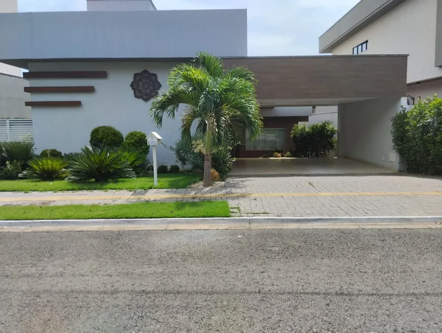 Foto 1 de Casa de Condomínio com 4 Quartos à venda, 190m² em Condomínio do Lago, Goiânia