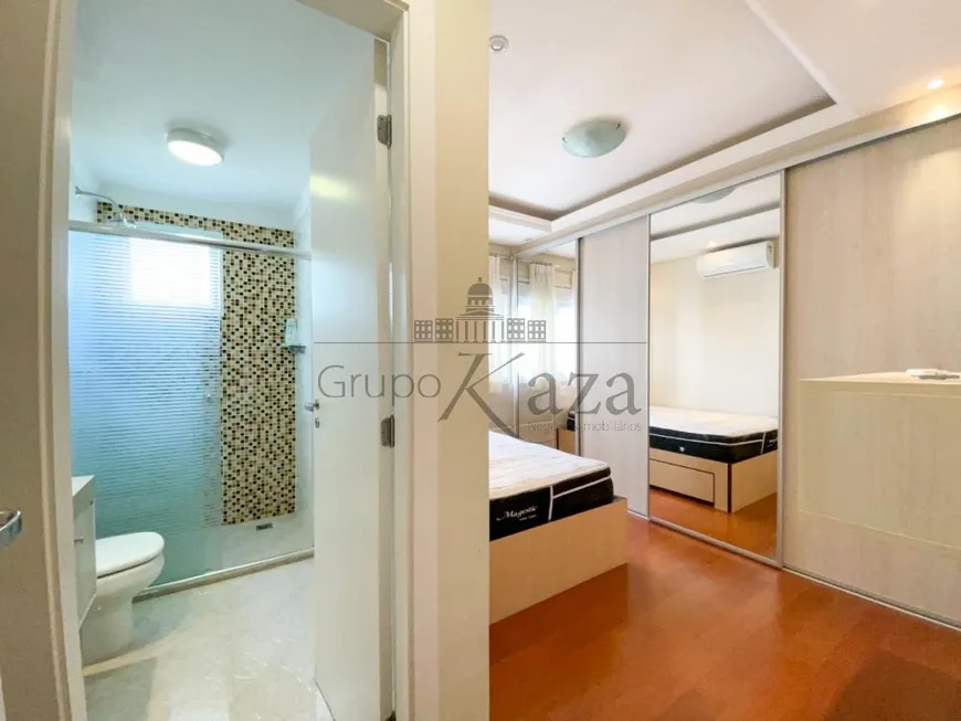 Foto 1 de Apartamento com 4 Quartos à venda, 259m² em Jardim das Colinas, São José dos Campos