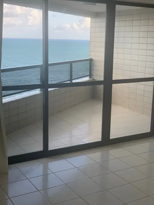 Foto 1 de Apartamento com 4 Quartos para alugar, 180m² em Pina, Recife