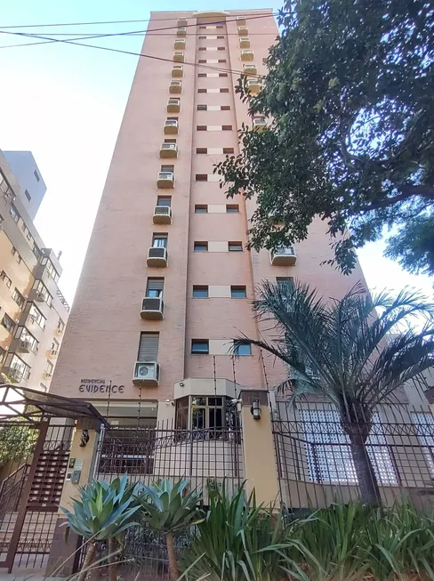 Foto 1 de Apartamento com 3 Quartos para venda ou aluguel, 104m² em Higienópolis, Porto Alegre