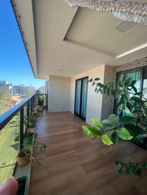 Foto 1 de Apartamento com 3 Quartos à venda, 147m² em Praia do Pecado, Macaé