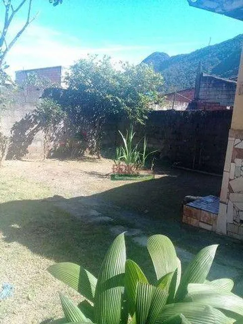 Foto 1 de Casa com 2 Quartos à venda, 150m² em Jardim Olaria, Caraguatatuba