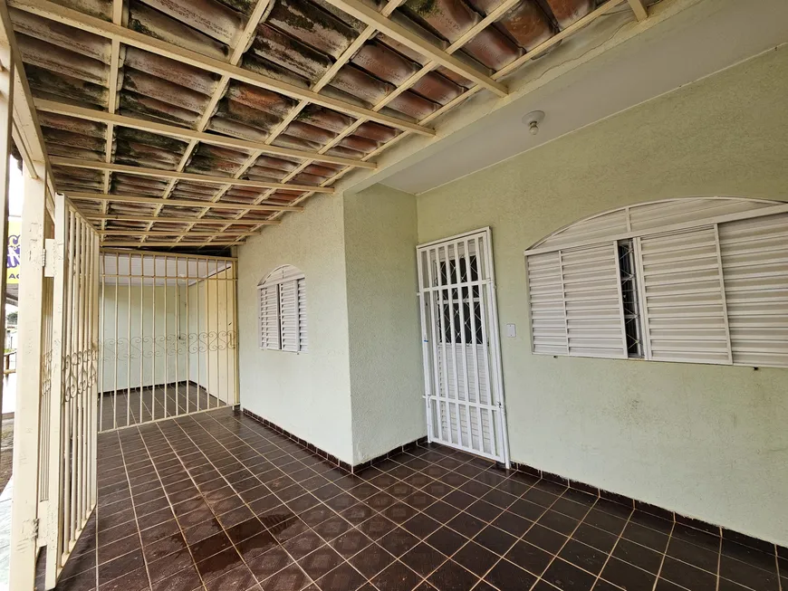 Foto 1 de Casa com 3 Quartos à venda, 200m² em Setor Residencial Leste, Brasília