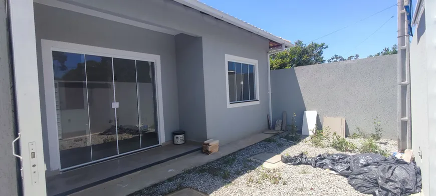 Foto 1 de Casa com 2 Quartos à venda, 65m² em Jardim Bela Vista, Rio das Ostras