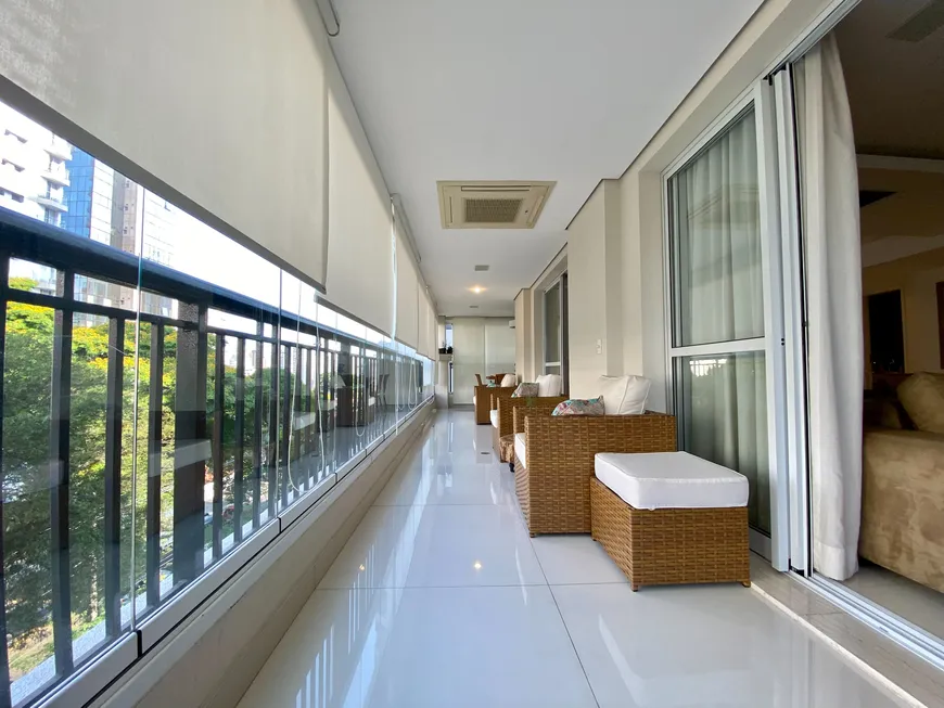 Foto 1 de Apartamento com 4 Quartos à venda, 245m² em Vila Clementino, São Paulo