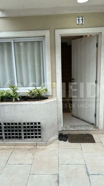 Foto 1 de Casa de Condomínio com 2 Quartos à venda, 78m² em Campo Grande, São Paulo
