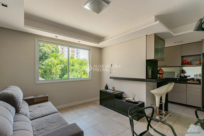 Foto 1 de Apartamento com 2 Quartos para alugar, 60m² em Centro, Canoas
