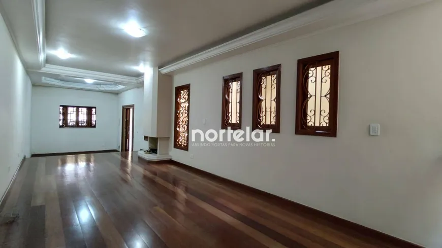 Foto 1 de Sobrado com 3 Quartos à venda, 190m² em Vila Clarice, São Paulo