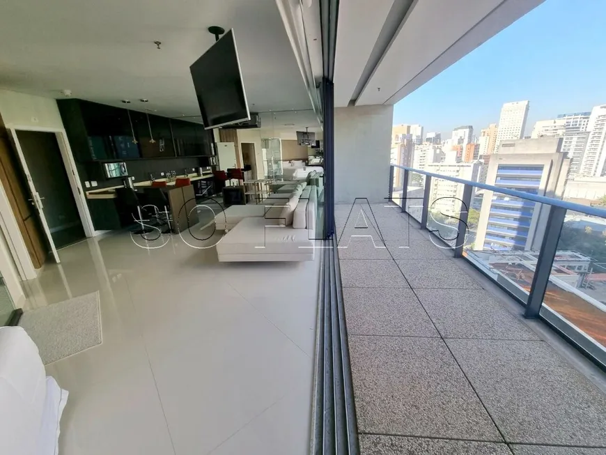Foto 1 de Apartamento com 1 Quarto para alugar, 35m² em Vila Olímpia, São Paulo