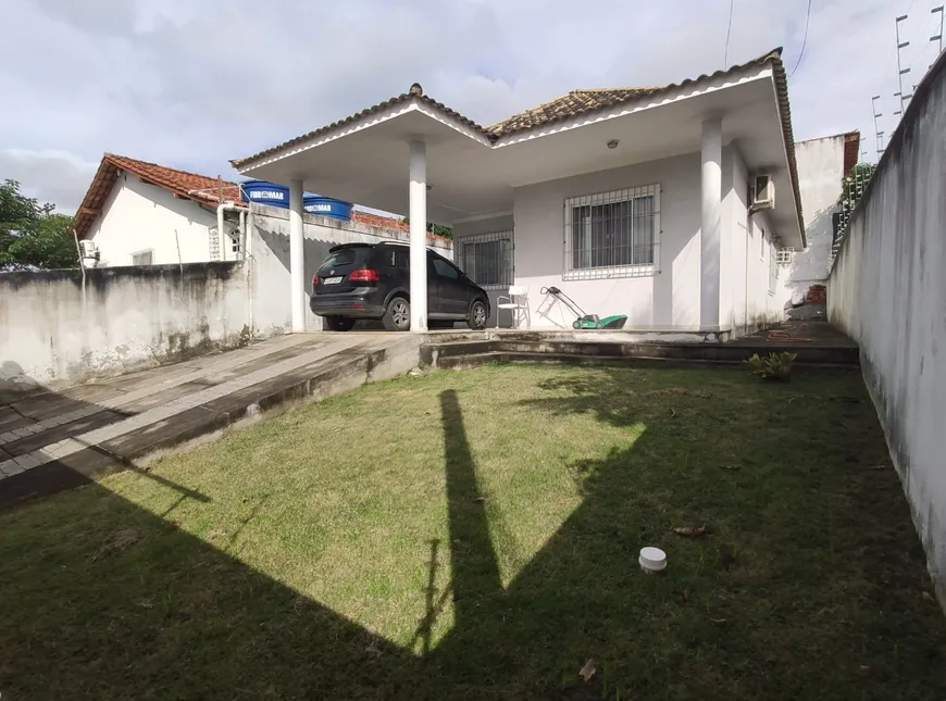 Foto 1 de Casa com 3 Quartos à venda, 120m² em Pontinha, Araruama