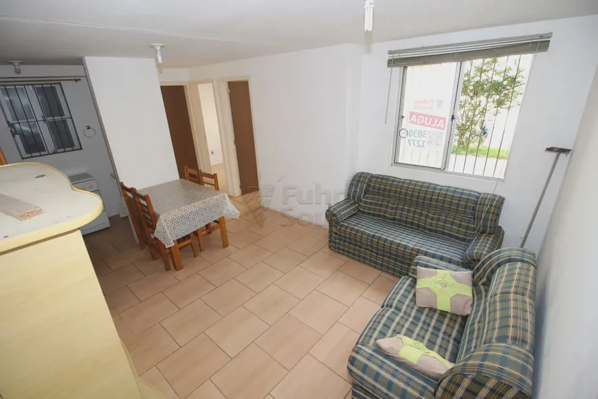 Foto 1 de Apartamento com 2 Quartos para alugar, 42m² em Fragata, Pelotas