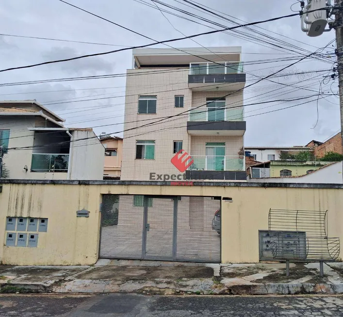Foto 1 de Cobertura com 3 Quartos à venda, 140m² em Santa Mônica, Belo Horizonte
