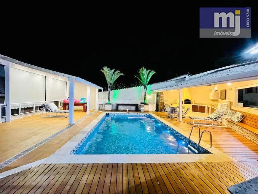 Foto 1 de Casa de Condomínio com 5 Quartos à venda, 500m² em Pendotiba, Niterói