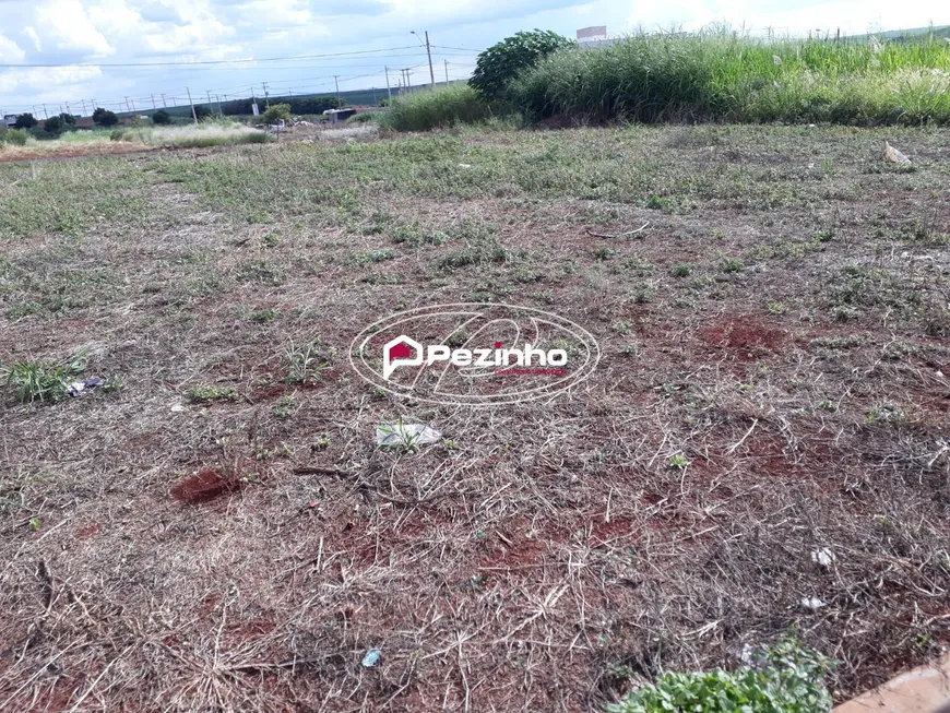 Foto 1 de Lote/Terreno à venda, 250m² em , Iracemápolis