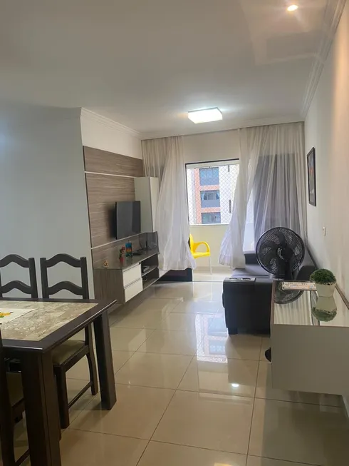 Foto 1 de Apartamento com 2 Quartos para alugar, 62m² em Ponta Verde, Maceió