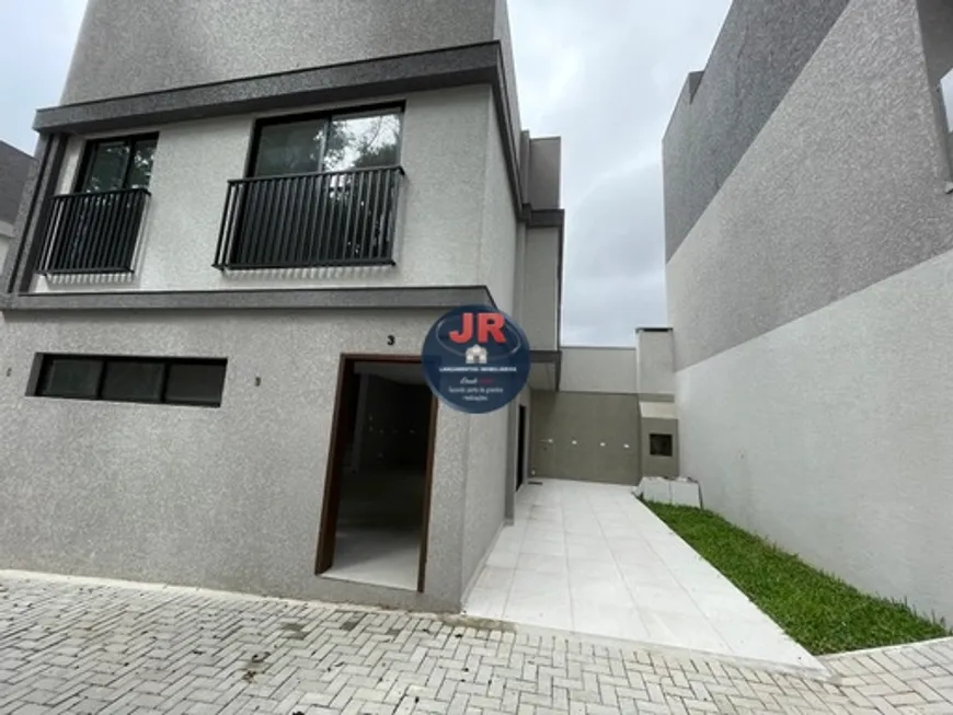 Foto 1 de Sobrado com 3 Quartos à venda, 138m² em Boa Vista, Curitiba